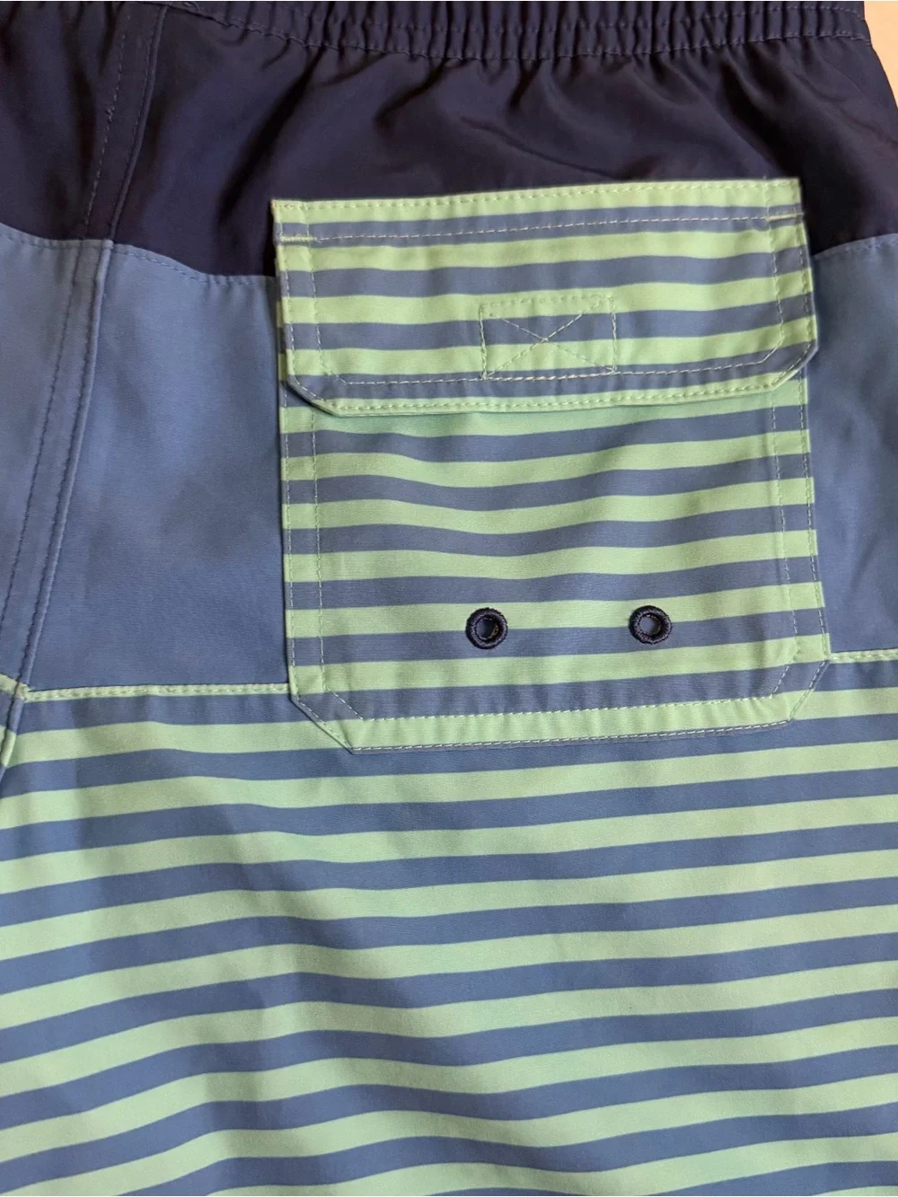 Vineyard Vines Boys Chappy Swim Trunks Blue Stripe Size Medium (12-14)